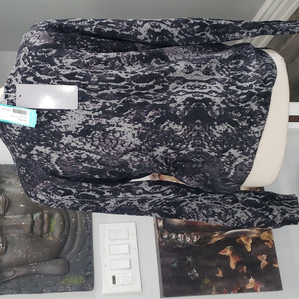 Nwt Daniel Rainn Pullover - image 3